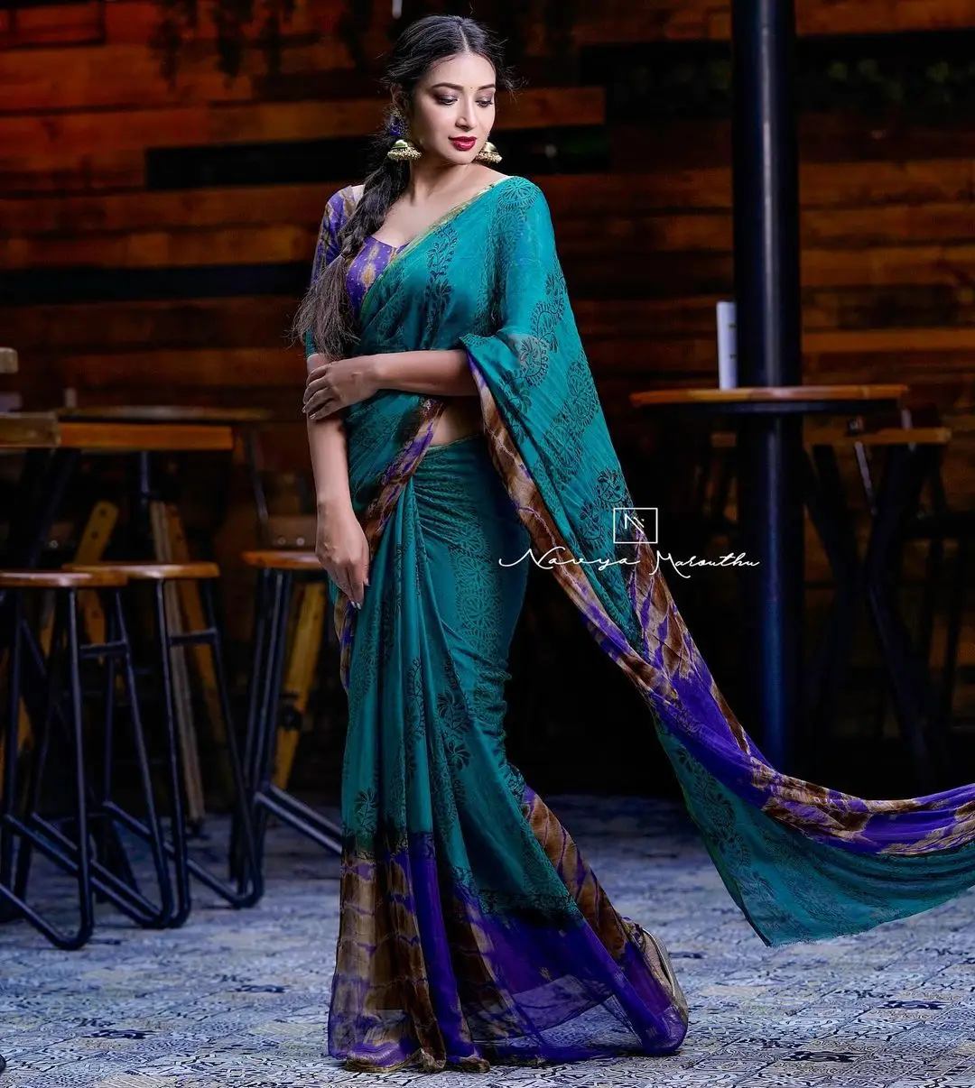 Maa TV Actress Bhanu Sri Wearing Blue Designer Saree